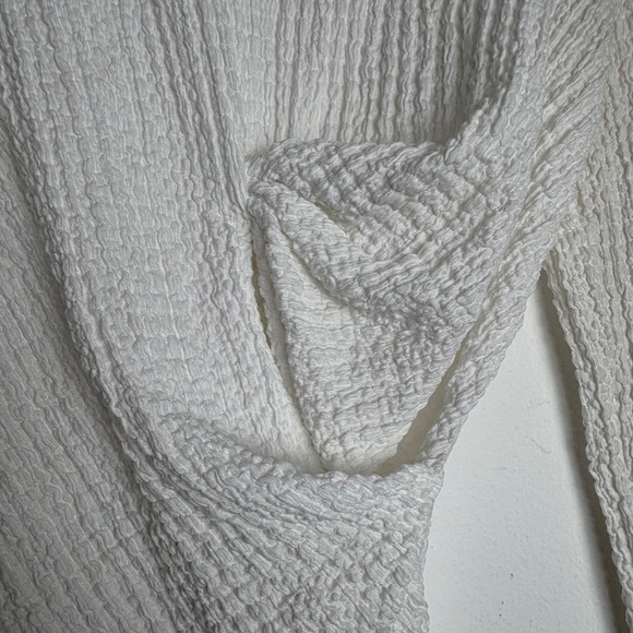 Zara Textured Jersey Top Gathered Accent Long Sleeve White Large - Picture 6 of 8